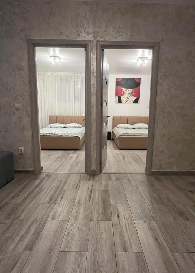 Modern & Elegant Apartament Craiova Exterior foto