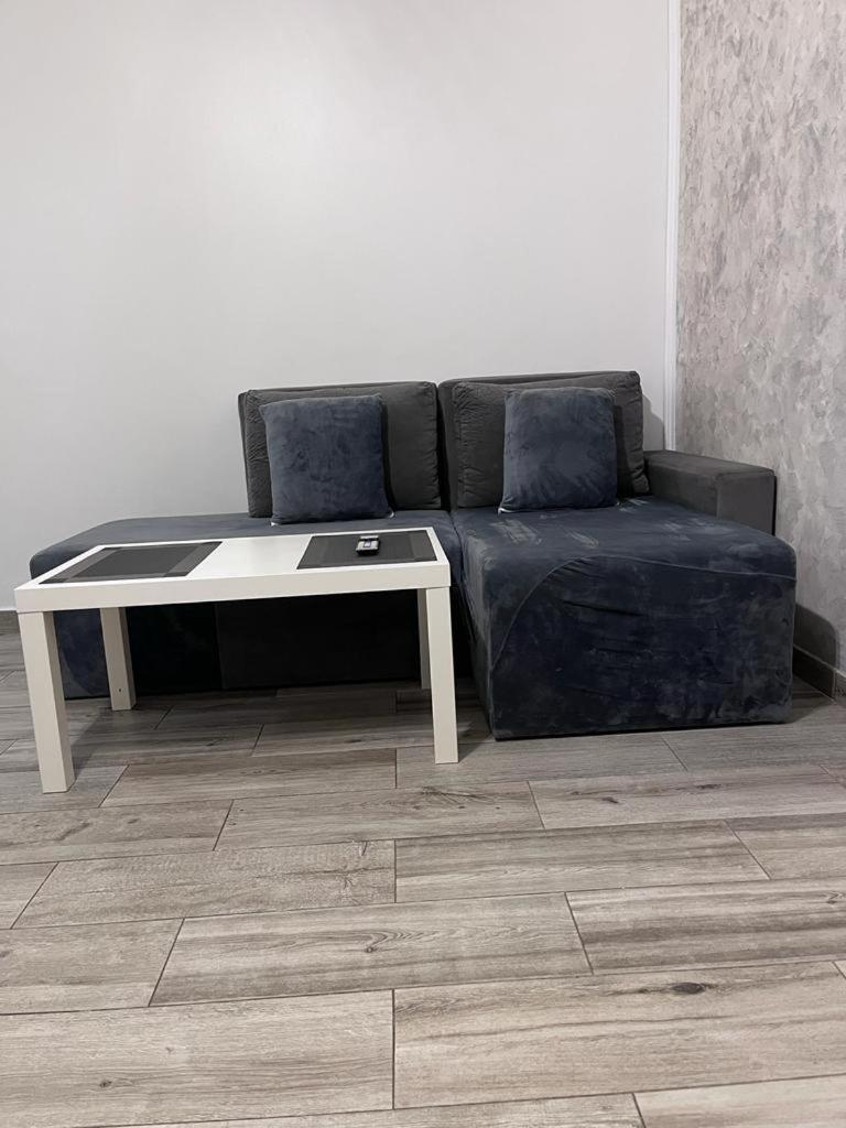 Modern & Elegant Apartament Craiova Exterior foto